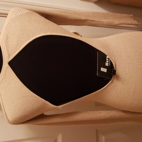 NEW Women Gold  Shimmer Dress💛 - Picture 2 of 5